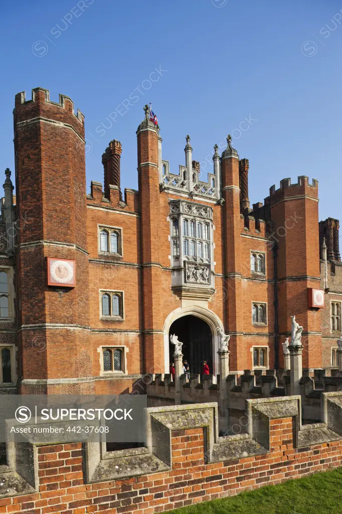 UK, England, London, Surrey, Hampton Court Palace, Great Gate House Entrance