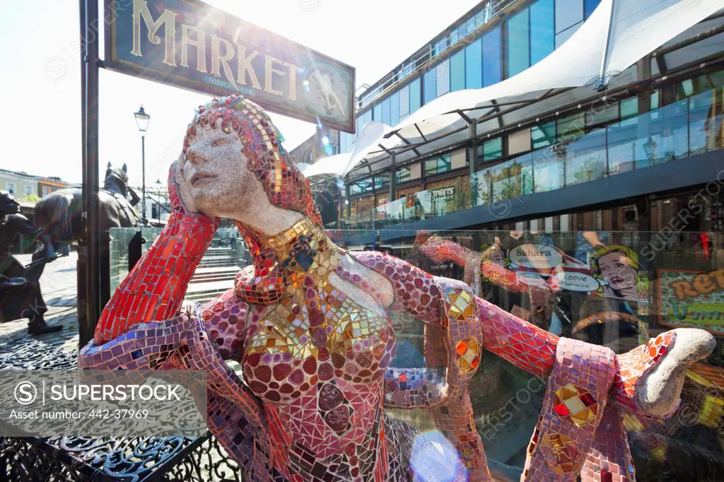 UK, England, London, Camden, Camden Lock Market, Retro Fashion Sculpture