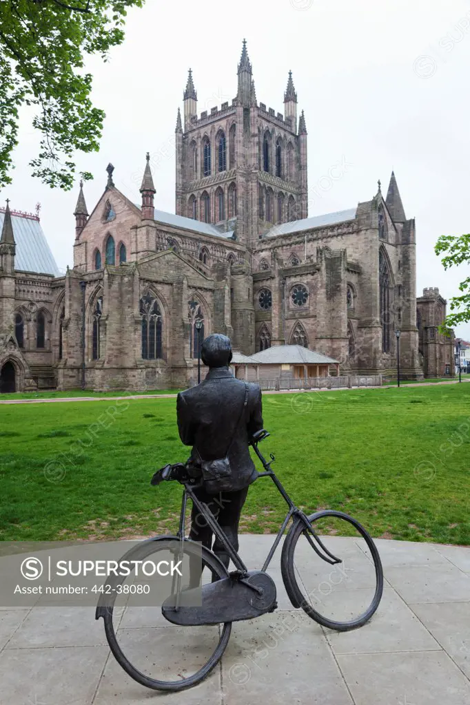 England, Herefordshire, Hereford, Edward Elgar Statue and Hereford Cathedral