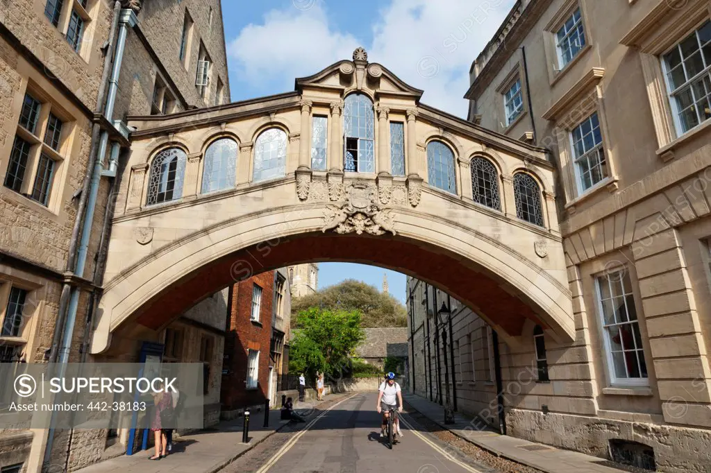 England, Oxfordshire, Oxford, Oxford University, New College Lane, Hertford College, Hertford Bridge aka Bridge of Sighs
