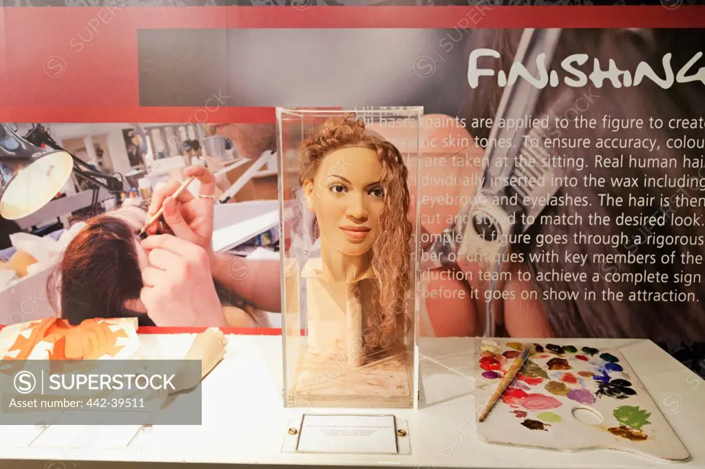 UK, England, London, Madame Tussauds, Exhibit of the Waxwork Making of the Popstar Beyonce's Head