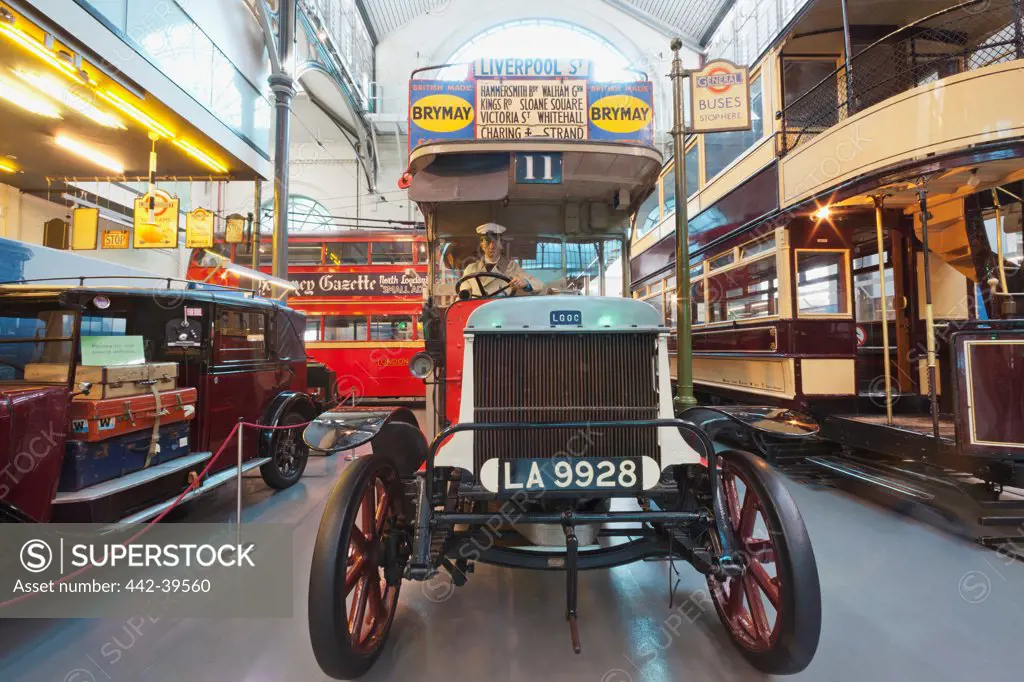 UK, England, London, Covent Garden, London Transport Museum, Vintage Buses