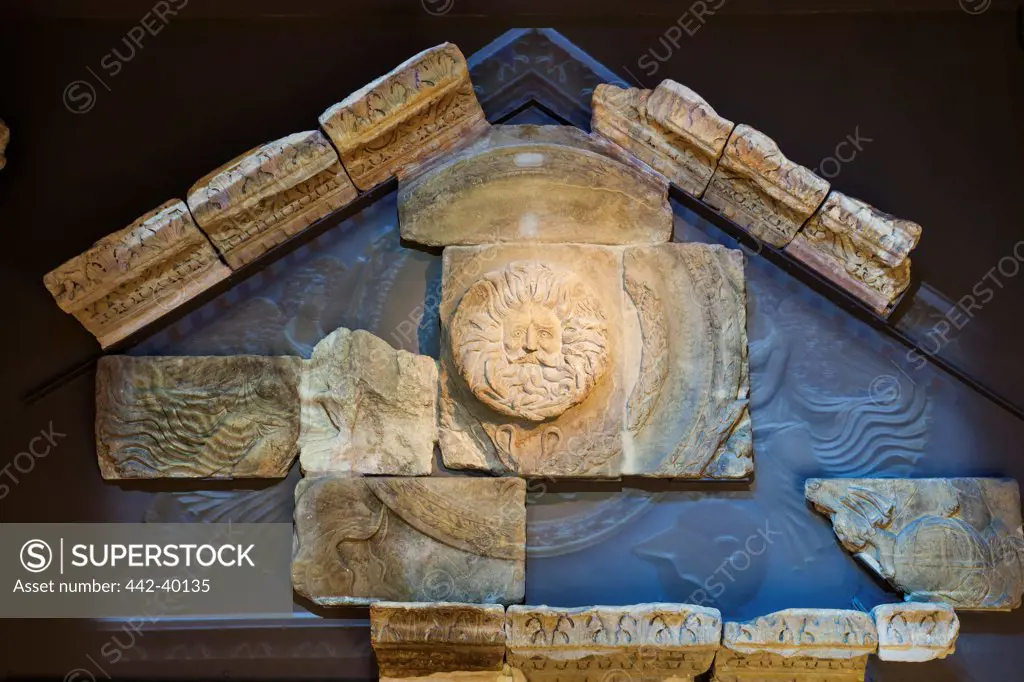 UK, England, Somerset, Bath, Roman Baths, Gorgon's Head Statue