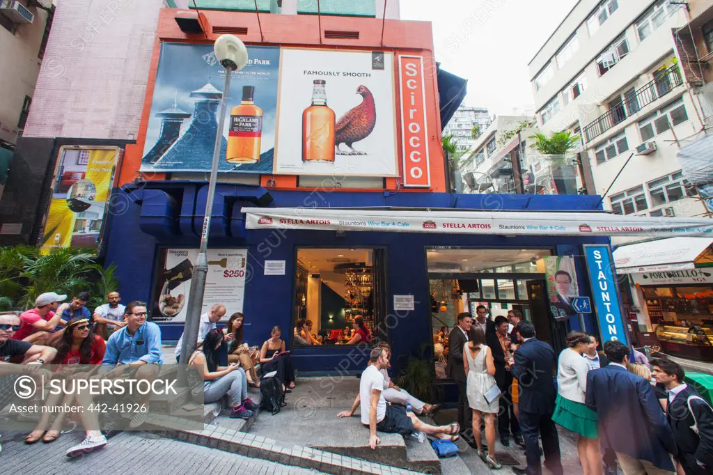 China, Hong Kong, Soho, Foreign Expats Drinking at Stauntons Bar and Restaurant