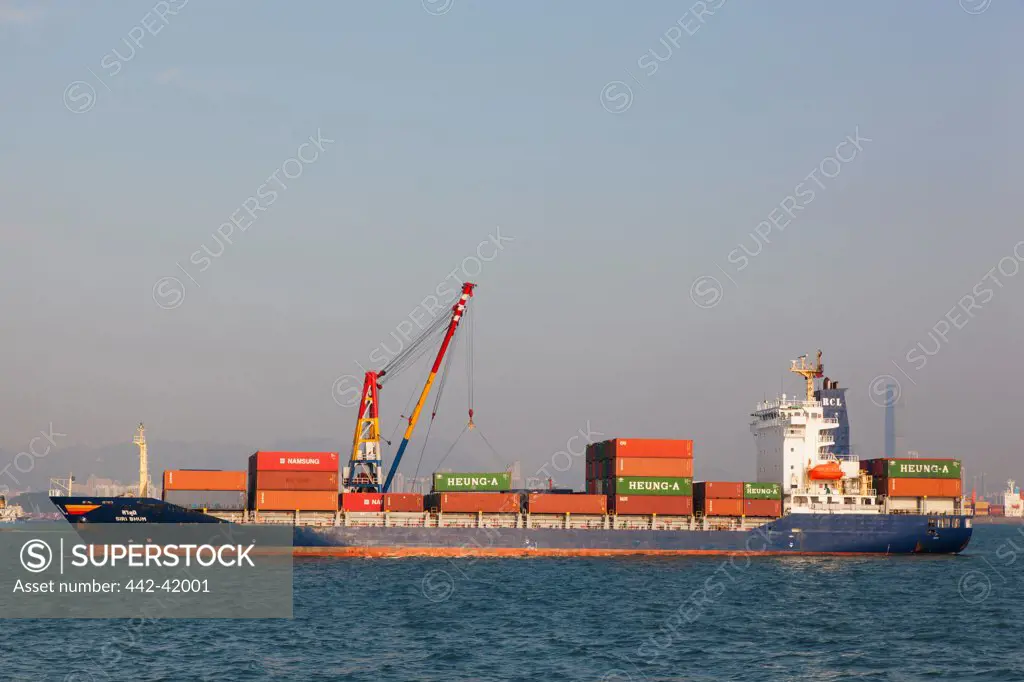 China, Hong Kong, Container Ship