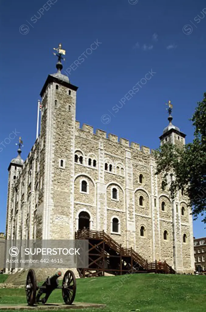 Low angle view of a castle, Tower of London, London, England