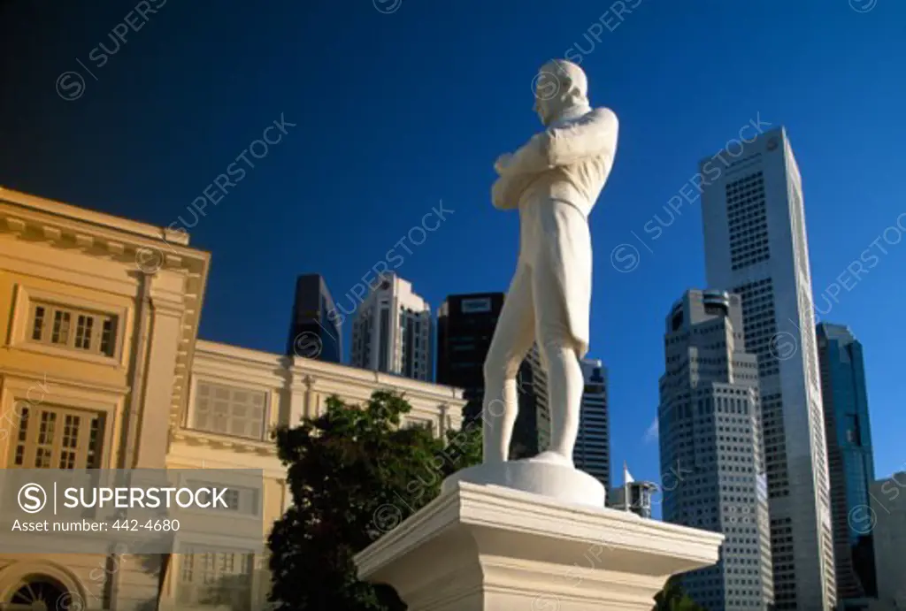 Low angle view of a statue, Raffles Statue, Singapore