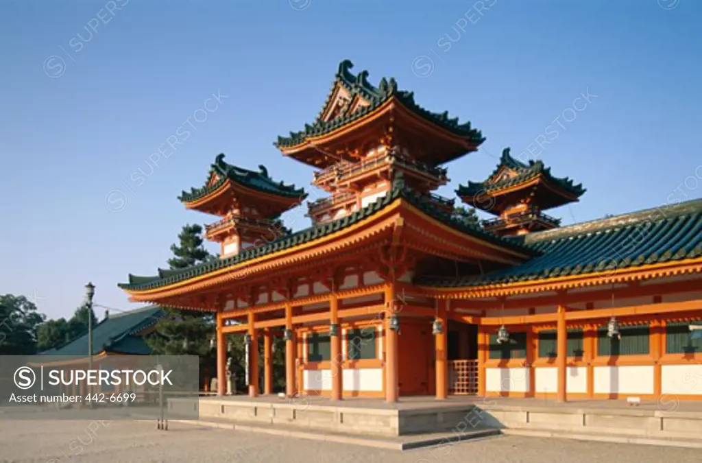 Facade of a shrine, Heian Jingu Shrine, Kyoto, Honshu, Japan