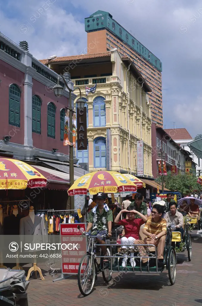 Tourists shopping in Chinatown, Singapore