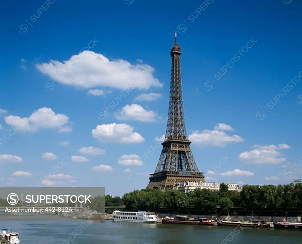 Boats in the river, Eiffel Tower, Seine River, Paris, France
