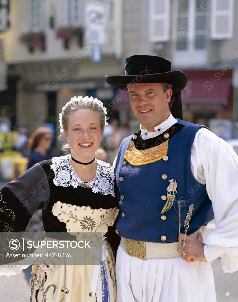 Couple Dressed in Traditional Costume, Breton Traditional Dress, Brittany, France