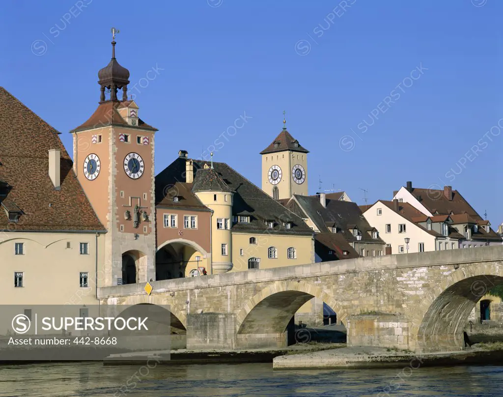 Stone Bridge (Steinere Brucke) and Danube River, Regensburg, Lower Bavaria, Bavaria, Germany 