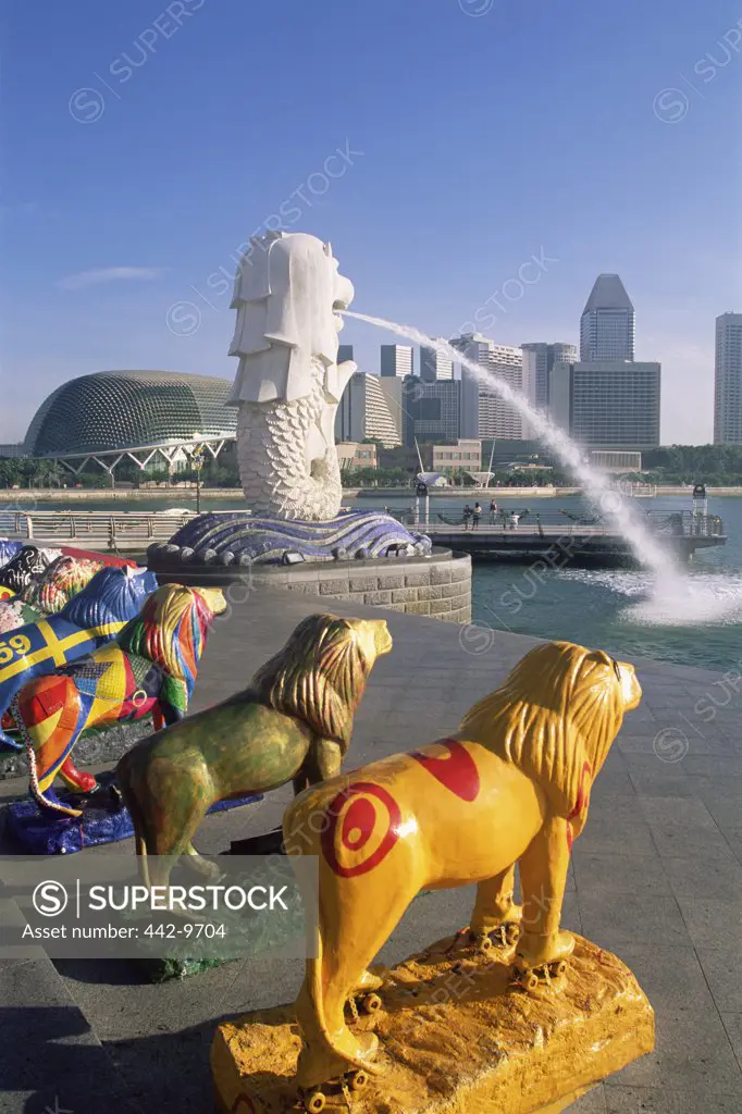 High angle view of statue of lions in a row, Merlion Statue, Suntec City, Singapore