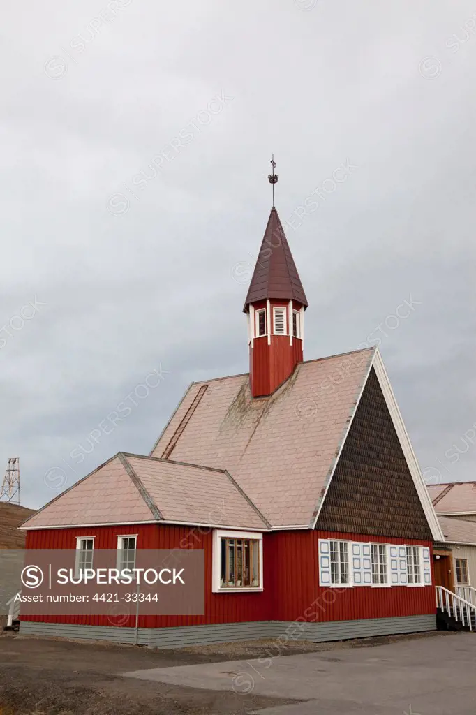 Wooden church in town, world's most northerly town, Longyearbyen, Spitsbergen, Svalbard, september