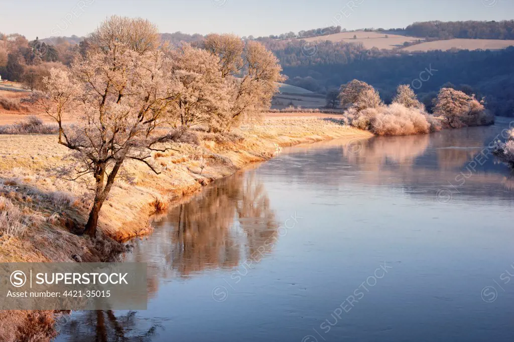 View of river and frost at sunrise, Bigsweir, River Wye, Wye Valley, Monmouthshire, Wales, winter