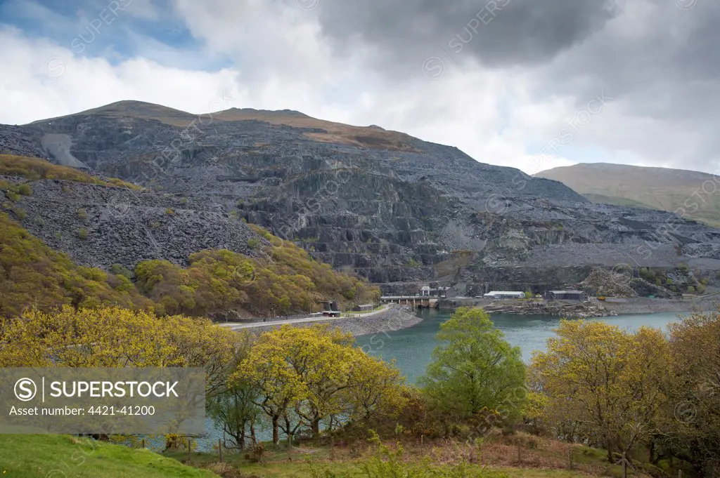 Hydro-electric powerstation reservoir, Llyn Peris, Dinorwig Power Station, Llanberis, Snowdonia N.P., North Wales, may