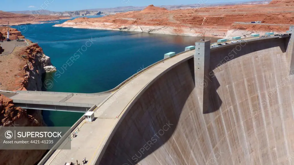 Hydroelectricity and river flow regulation dam with reservoir, Glen Canyon Dam, Lake Powell, Colorado River, Arizona, U.S.A., may