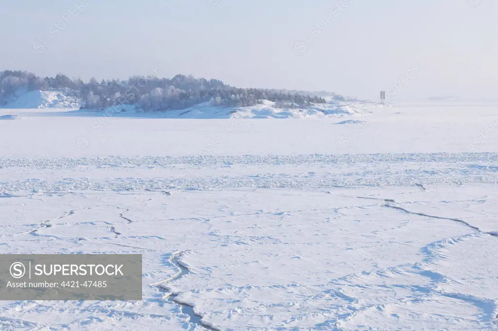 View over frozen sea, near Helsinki, Uusimaa, Gulf of Finland, Baltic Sea, Finland, winter