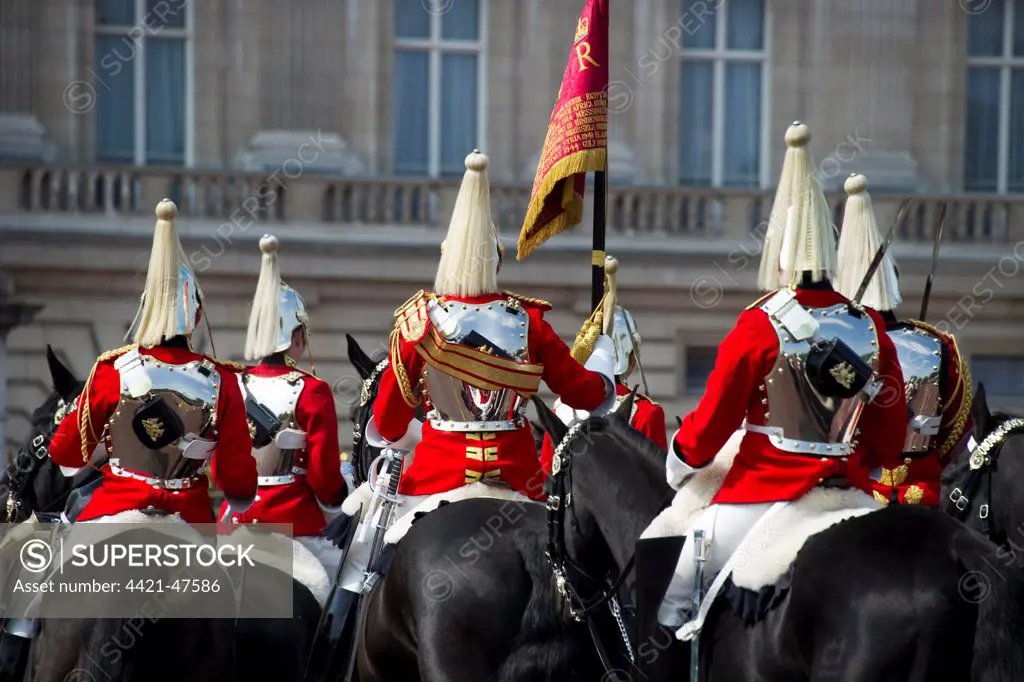 Household Cavalry mounted troopers in ceremonial uniforms, 'Changing of the Guard' outside palace, Buckingham Palace, City of Westminster, London, England, april
