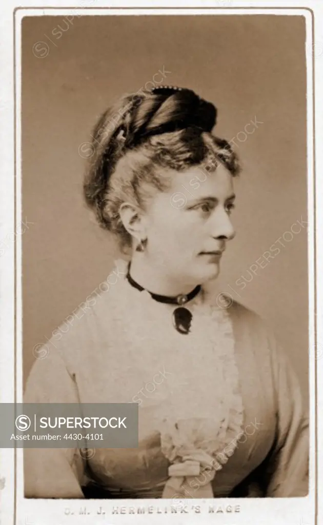 people women woman portrait profile carte-de-visite 19th century,