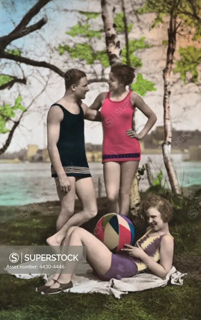 bathing swimsuit 1920s 20s 20th century,