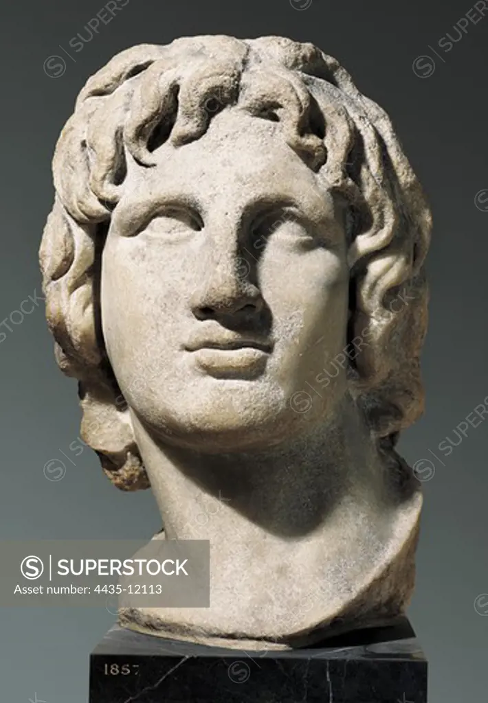 ALEXANDER the Great (356-323 BC). King of Macedonia (336-323 BC) and conqueror of Persia. Alexander the Great. Roman art. Sculpture on marble. UNITED KINGDOM. ENGLAND. London. The British Museum.