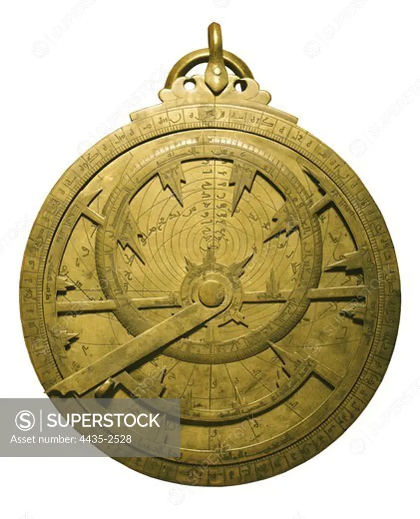 Arabian flat astrolabe from 10th century. ITALY. TUSCANY. Florence. Galileo Museum. Proc: SPAIN.