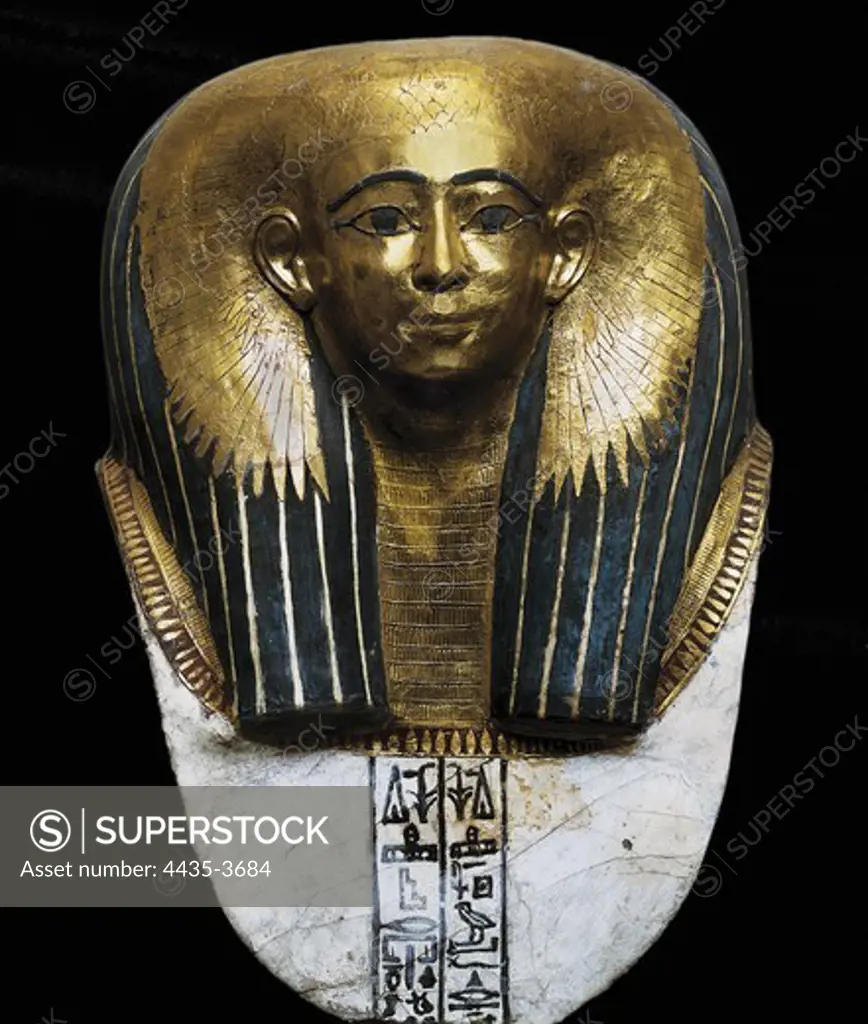 Golden funerary mask. ca. 1900 BC. 12th dinasty. Egyptian art. Middle Kingdom. Sculpture. UNITED KINGDOM. ENGLAND. London. The British Museum.