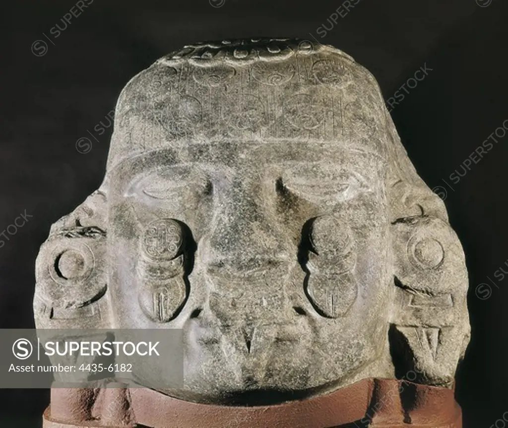 Head of Coyolxauhqui. 1325-1521. Aztec art. Sculpture on rock. MEXICO. FEDERAL DISTRICT. Mexico City. National Museum of Anthropology. Proc: MEXICO. FEDERAL DISTRICT. Mexico City. Tenochtitln.