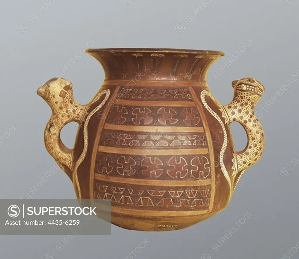 Inca Vase with Geometric Decoration and Zoomoprhic Handles. Inca art. Ceramics. PERU. Cusco. Archaeological Museum.