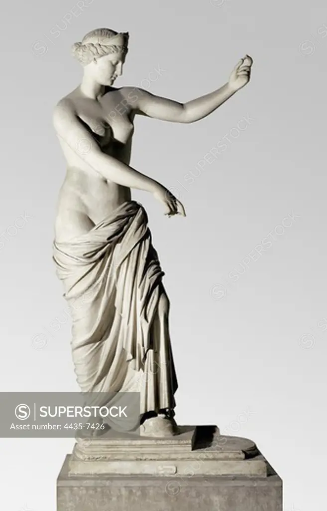 Aphrodite of Capua. 350 -330 BC. Roman copy after an original bronze by Lyssipus. Roman art. Early Empire. Sculpture on marble. ITALY. CAMPANIA. Naples. National Museum of Archaeology. Proc: ITALY. CAMPANIA. CASERTA. Capua.