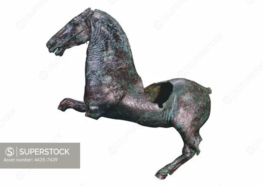 Bronze horse. Roman art. Sculpture on bronze. SPAIN. EXTREMADURA. BADAJOZ. MŽrida. National Museum of Roman Art. Proc: SPAIN. EXTREMADURA. BADAJOZ. MŽrida.