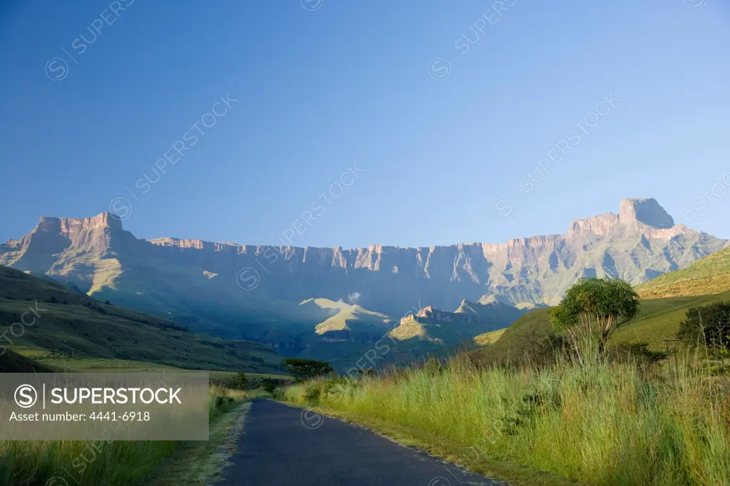 Road, with Amphitheatre in backround. Royal Natal National Park. KwaZulu Natal. South Africa.