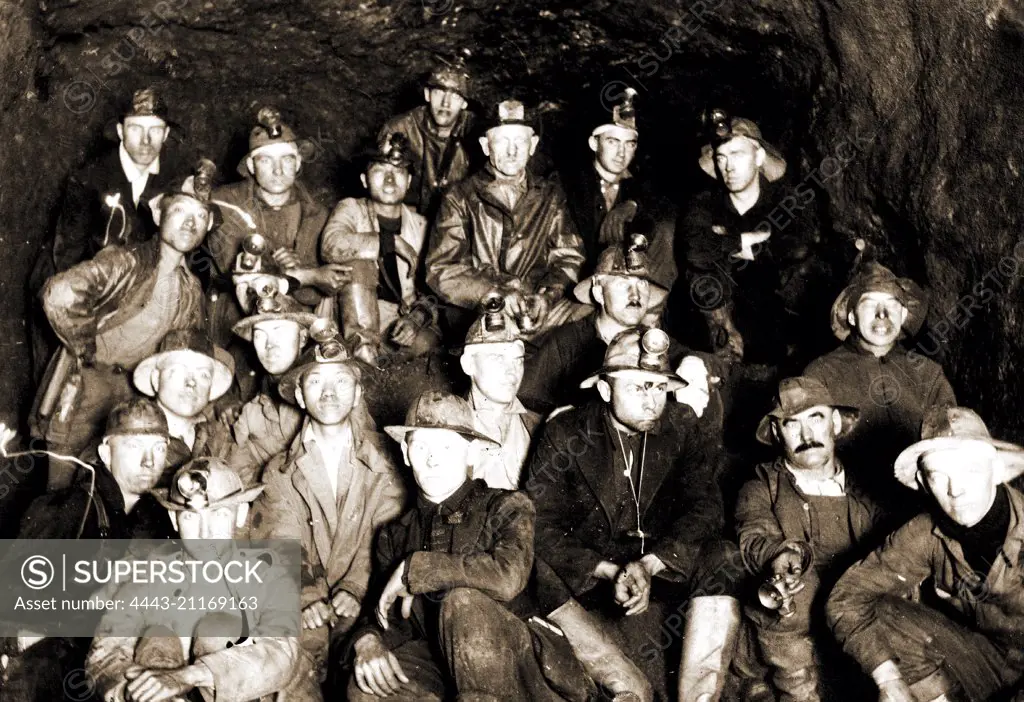 Group of miners underground, Miners, 1910