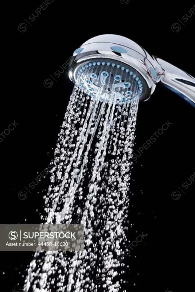 Water spray shower head