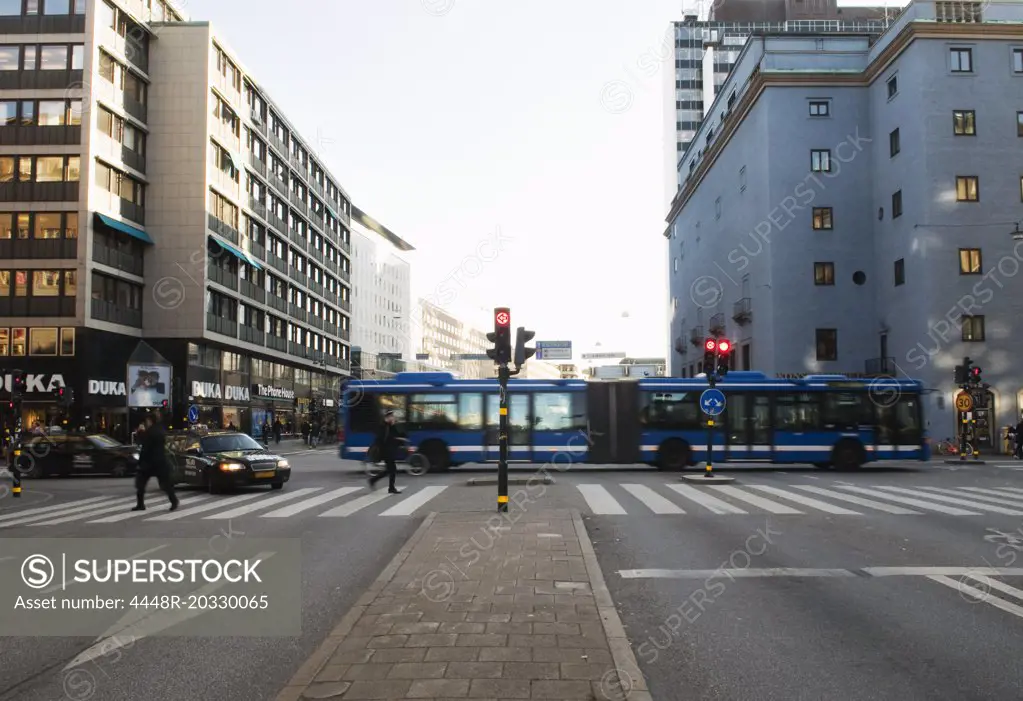 Sveavägen in the city