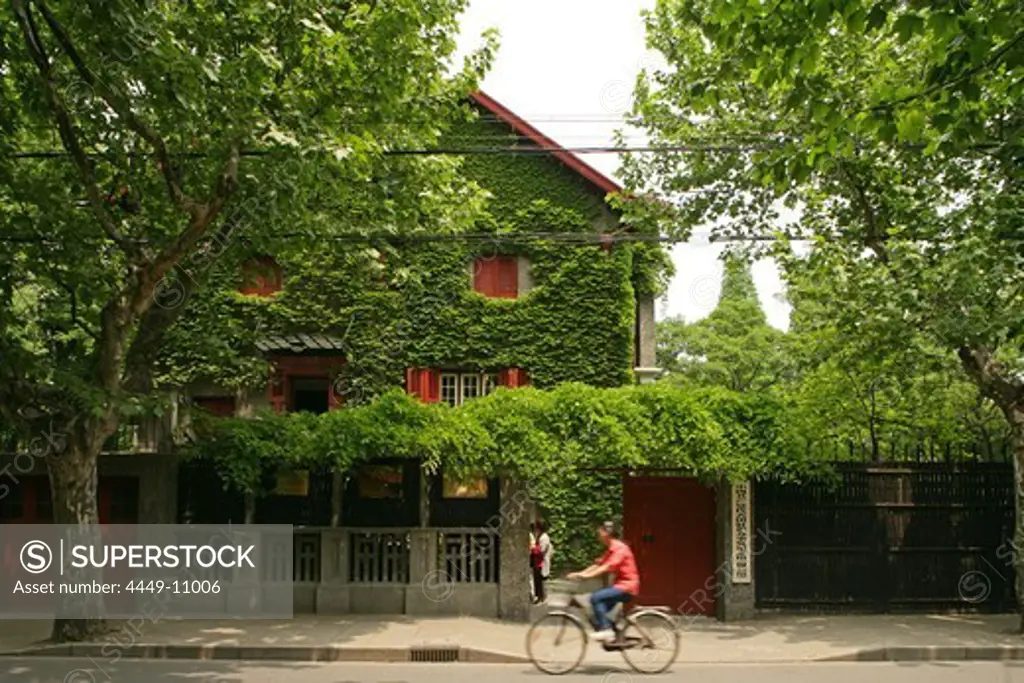 Zhou Enlai, residence, former residence, Chou En Lai museum, exhibition, green creeper, Bike, bicycle, street, road, French Quarter, French Consession