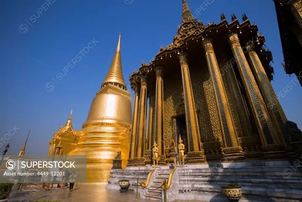 Phra Sri Rattana Chedi and Phra Mondop, library, Wat Phra Kaew, the most important Buddhist temple of Thailand, Ko Ratanakosin, Bangkok, Thailand