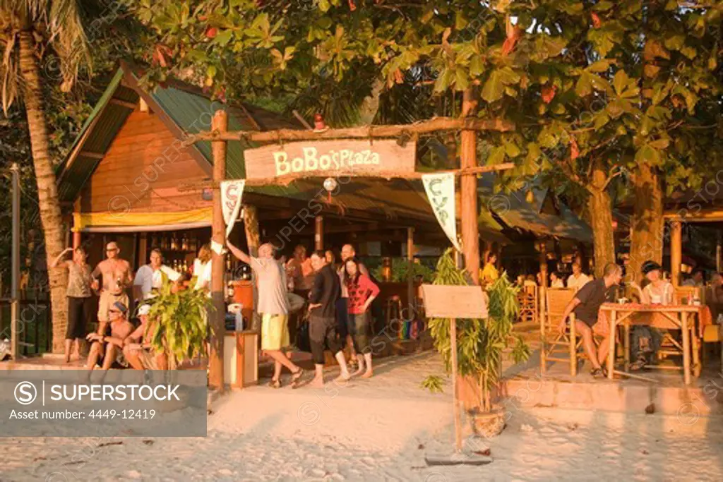 Tourists visiting BoBo's Plaza, a beach bar at Hat Rai Leh, Railay West, Laem Phra Nang, Railay, Krabi, Thailand, after the tsunami