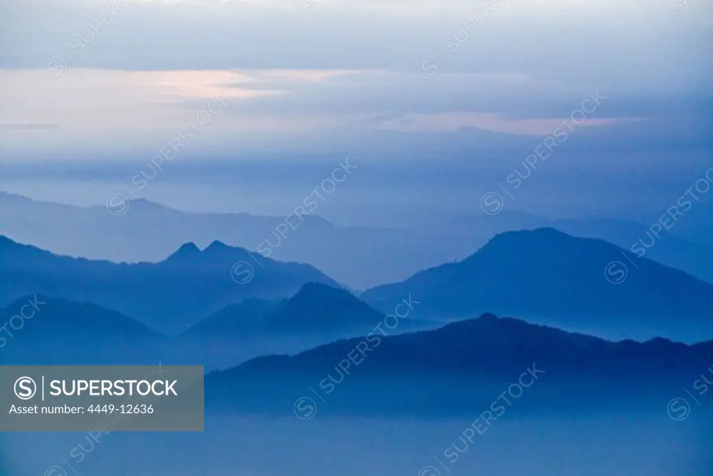 viewing platform near Jinding monastery, misty clouds, summit of Emei Shan mountains, World Heritage Site, UNESCO, China, Asia