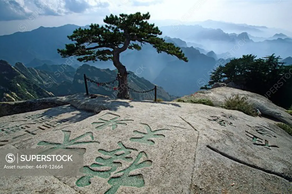 Chinese characters engraved in stone, South Peak, Hua Shan, Shaanxi province, Taoist mountain, China, Asia