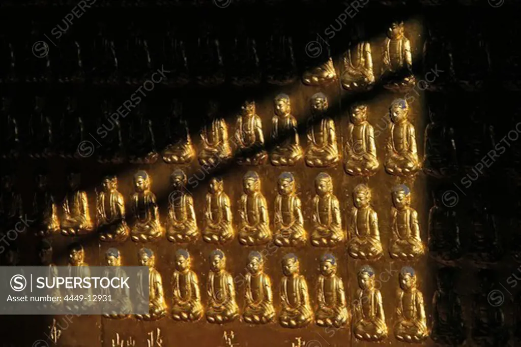 Golden Hall, made of bronze, many Buddhas, Xian Tong Temple, Monastery, Wutai Shan, Five Terrace Mountain, Buddhist Centre, town of Taihuai, Shanxi province, China, Asia