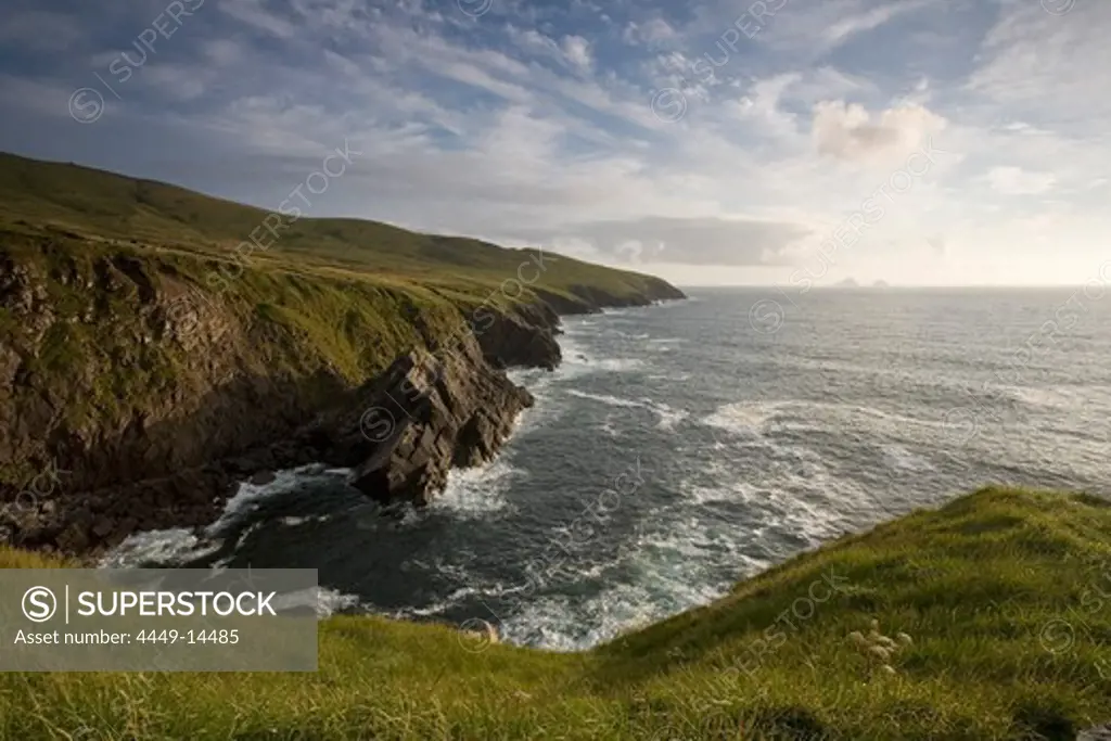 Coast of St. Finians Bay, Ring of Kerry, Ireland, Europe