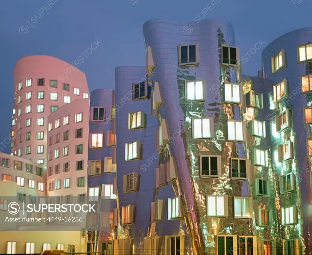 Duesseldorf, futuristic building by architect Frank O Gehry Neuer Zollhof Medienhafen