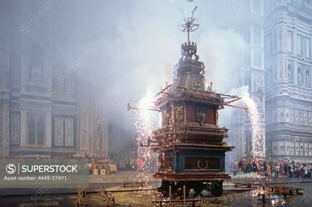 Fire works, Scoppio del Carro, Explosion of the Cart, Easter celebration, Piazza del Duomo, Florence, Tuscany, Italy