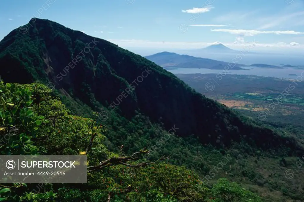 Vulcano Mombacho, Isla Zapatera, Vulcano Concepcion, Lake Nicaragua, Nicaragua, Central America