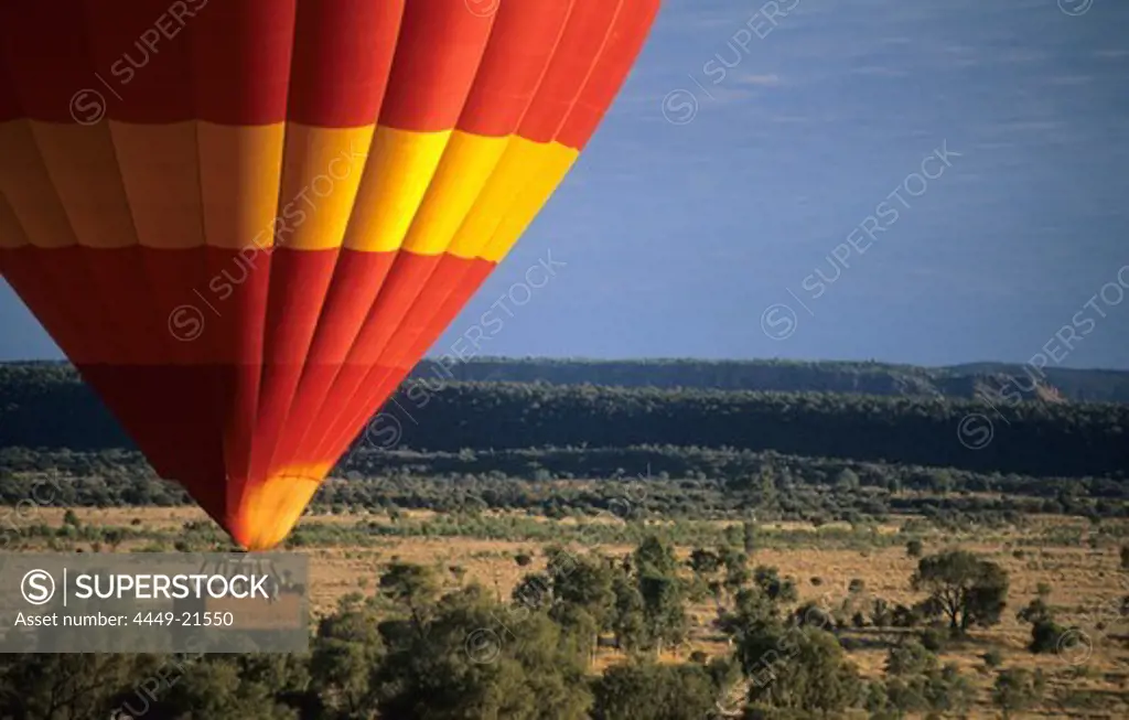 Ballooning near Alice Springs in the morning, Central Australia, Northern Territory, Australien