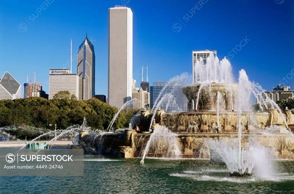 Clarence Buckingham Memorial Fountain, Grant Park, Chicago, Illinois, USA