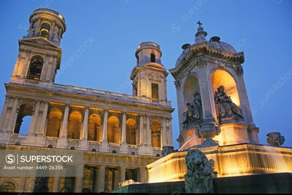 Fountain Visconti in front of Saint-Sulpice church in the evening, 6. Arrondissement, Paris, France, Europe