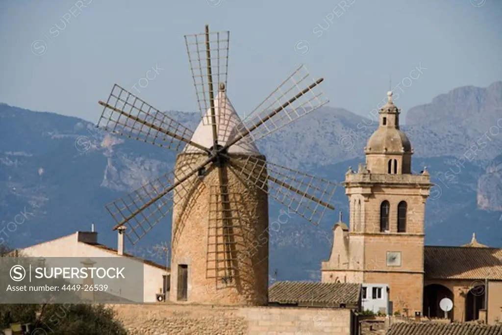Windmill and Algaida Church, Algaida, Mallorca, Balearic Islands, Spain